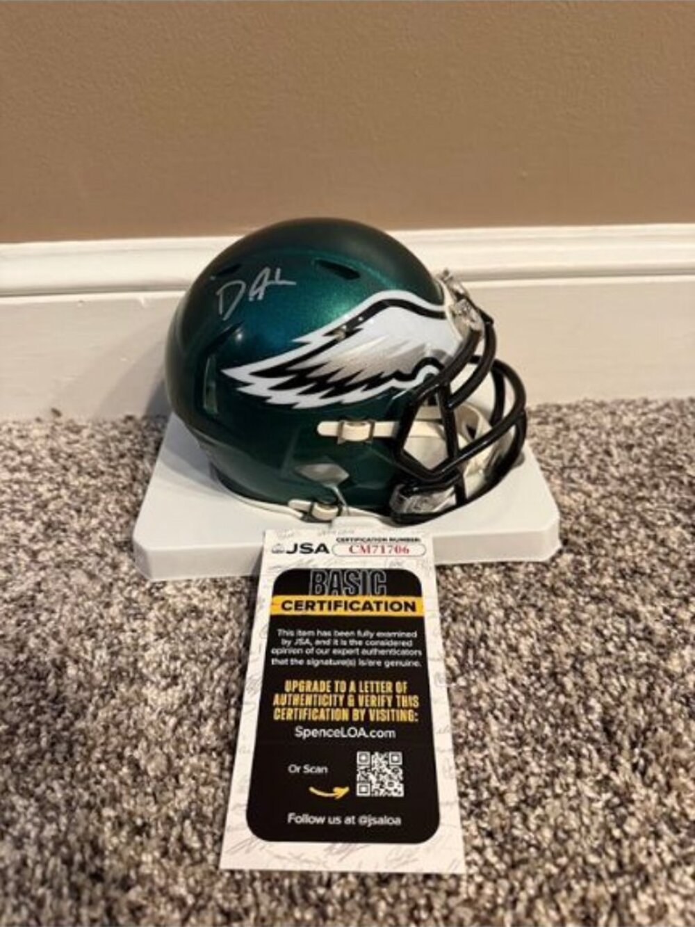 Devonta Smith signed autographed Philadelphia Eagles Riddell Mini Helmet JSA COA